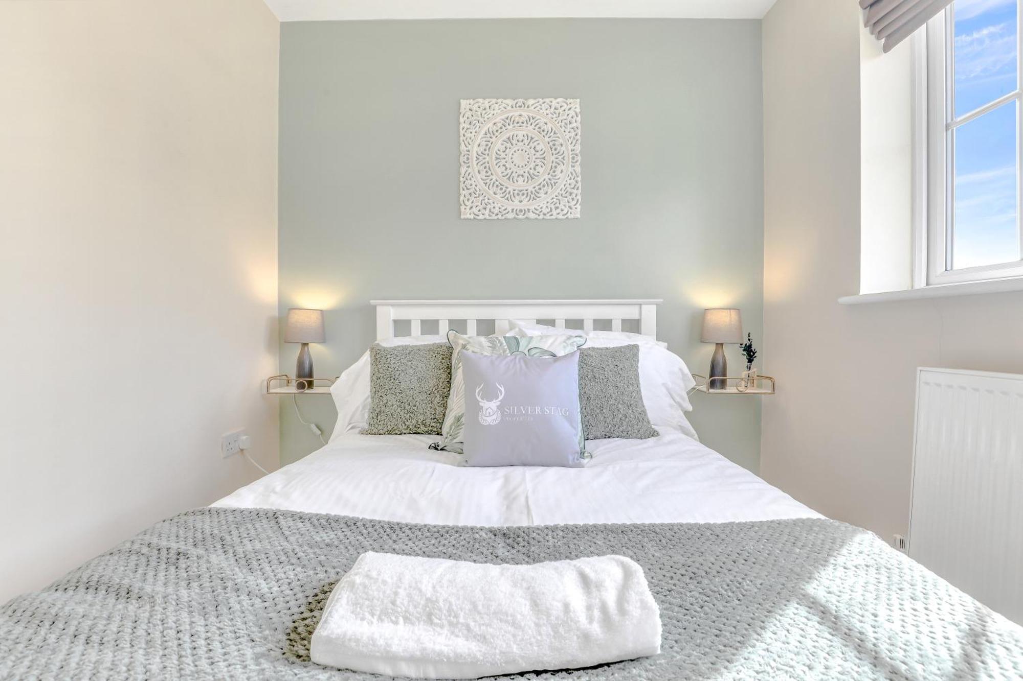 Silver Stag Properties, 3 Bedroom W Parking And Garden Smisby Eksteriør bilde